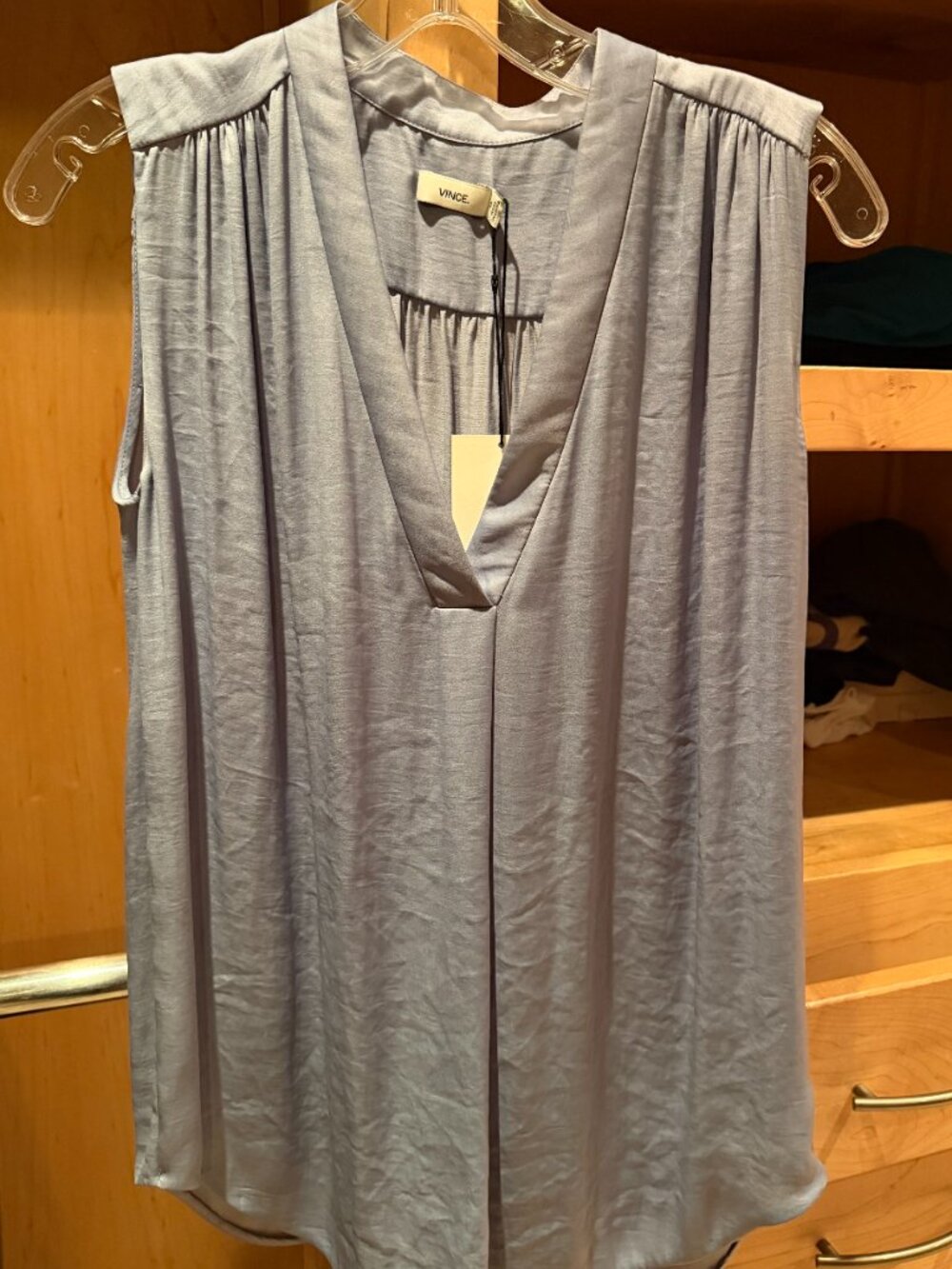 VINCE BLUE SLEEVLESS BLOUSE